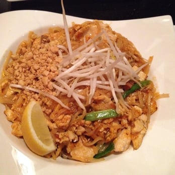 BKNY Thai Restaurant - Chicken Pad Thai - Thai Near Me - Bayside, New York BKNY Thai Restaurant - Chicken Pad Thai - Thai Near Me - Bayside, New York