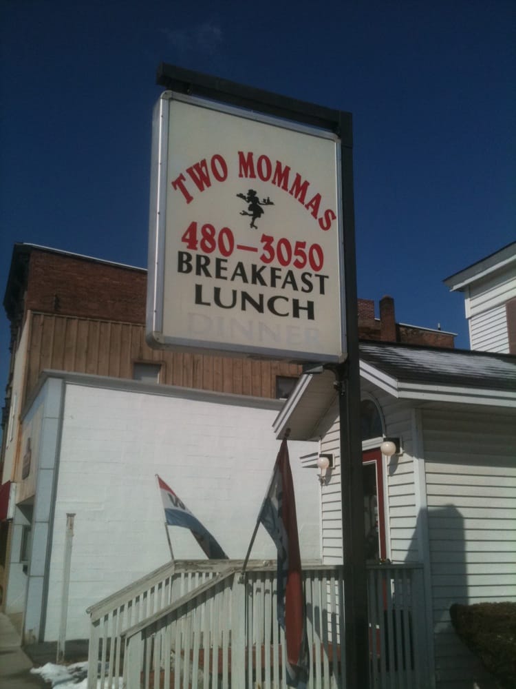 TWO MOMMAS CLOSED Updated March 2024 134 Broadway, Fort Edward