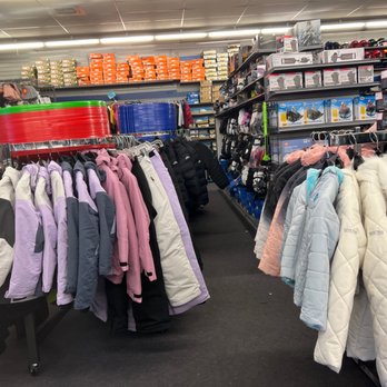 Big 5 Sporting Goods - 11/15/22 Affordable ski gear, more catered towards kids. - Sporting Goods Near Me - Reno, Nevada Big 5 Sporting Goods - 11/15/22 Affordable ski gear, more catered towards kids. - Sporting Goods Near Me - Reno, Nevada