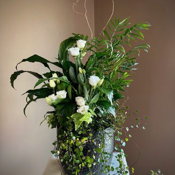 Bowl & Bloom - Florists Near Me Bowl & Bloom - Florists Near Me