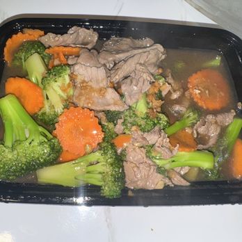 Thai Aree - 26. Broccoli with beef - Thai Near Me - Whittier, California Thai Aree - 26. Broccoli with beef - Thai Near Me - Whittier, California