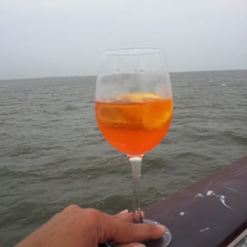 Reederei Cassen Eils - Damit ich mal nicht ins 10 Uhr Loch falle :-) - Ferries Near Me - Cuxhaven, NI