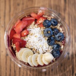 Ah-Sah-EE Cafe - My Acai bowl!