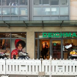 Deichmann - Eingang von der Hauptstraße aus