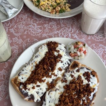 Buenos Días Cafe - Molletes and huevos A La Mexicana - Breakfast & Brunch Near Me - Gulf Breeze, Florida Buenos Días Cafe - Molletes and huevos A La Mexicana - Breakfast & Brunch Near Me - Gulf Breeze, Florida