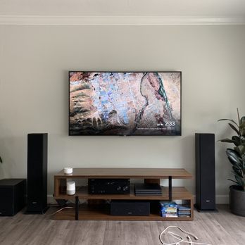 TV-Installer - It looks beautiful!! - TV Mounting Near Me TV-Installer - It looks beautiful!! - TV Mounting Near Me