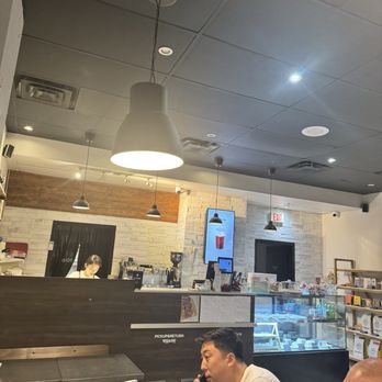 Cafe Inside - Cafes Near Me - Toronto, Ontario