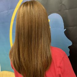 Noemi Dominican Hair Salon