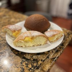 Paris Baguette - Cream bun w/ mango, Coffee Bun