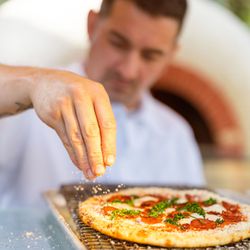 Beer Garden - Pizza