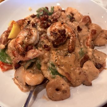 Bay Local Eatery - Shrimp n grits with scallop - Breakfast & Brunch Near Me - Virginia Beach, Virginia