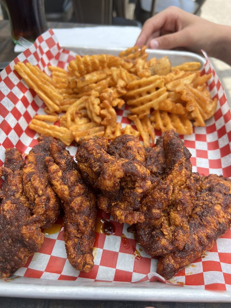 COOP WICKED CHICKEN Updated August 2024 1119 Medora Street, Port