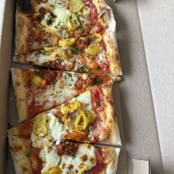 Scaddabush - Sausage and Gorgonzola - Italian Near Me - Toronto, Ontario