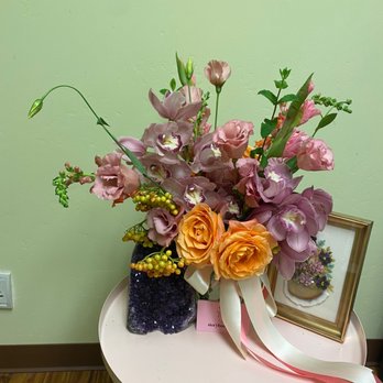 Storybook Floral - Storyteller jar - Florists Near Me