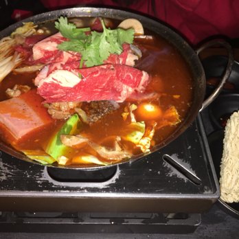 Mabu Generation - House Special - mini hot pot with instant noodles - Taiwanese Near Me - Markham, Ontario