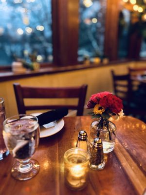 Allison’s Restaurant & Bar by null