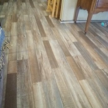Flooring Usa - a hardwood floor in a living room - Flooring Near Me - Loomis, California Flooring Usa - a hardwood floor in a living room - Flooring Near Me - Loomis, California