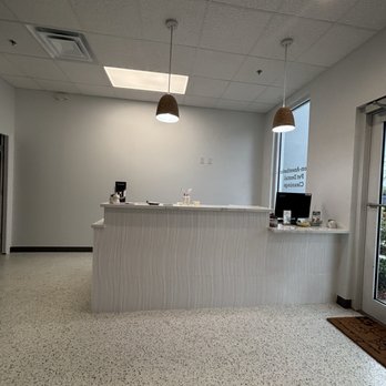 V.I.C Pet Dental Care - Waiting room/entrance - Pet Services Near Me - Oldsmar, Florida V.I.C Pet Dental Care - Waiting room/entrance - Pet Services Near Me - Oldsmar, Florida