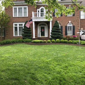 Franco  American Mowing - Yard clean up - Lawn Services Near Me - Chantilly, Virginia