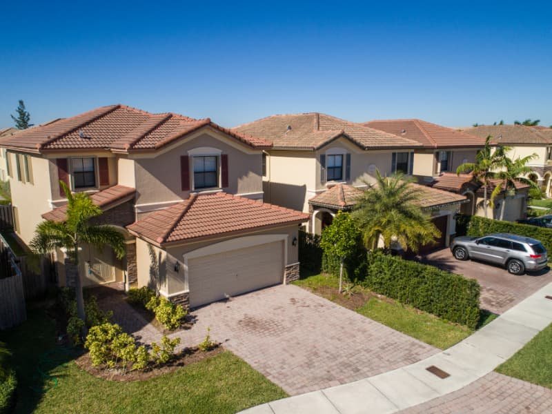 Slide of Horizon Roofing