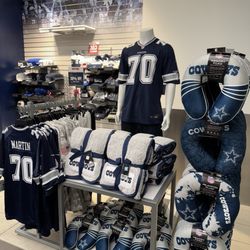 Dallas Cowboys Pro Shop - So MUCH great Cowboy merch inside