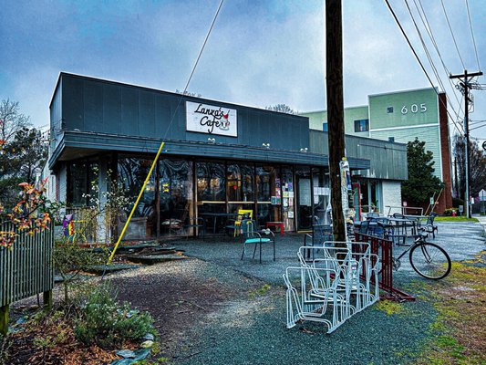 Lanza’s Cafe by null