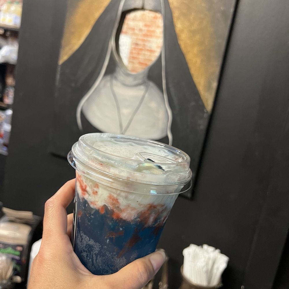Scr3am & Sugar Coffee - Bruce juice with gummy shark - Coffee & Tea Near Me - Denver, Colorado Scr3am & Sugar Coffee - Bruce juice with gummy shark - Coffee & Tea Near Me - Denver, Colorado