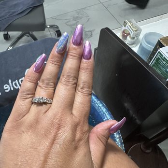 Bling Nails & Lashes - Nail Salons Near Me - Kissimmee, Florida Bling Nails & Lashes - Nail Salons Near Me - Kissimmee, Florida