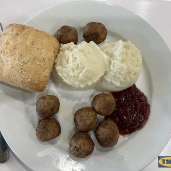 IKEA - Furniture Stores Near Me - Paramus, New Jersey