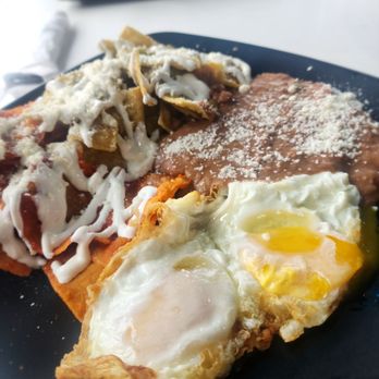 LA Katrina Cantina - Huevos divorciados - Mexican Near Me - Fontana, California LA Katrina Cantina - Huevos divorciados - Mexican Near Me - Fontana, California