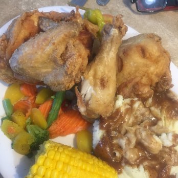 Coyote Cafe - Best EVER Greek Chicken Salad and Friend Chicken.   Come in you won't regret it!! - Comfort Food Near Me - Vista, California