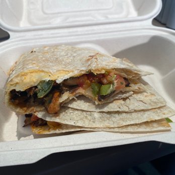 SunCafe - Quesadilla - Vegan Near Me - Studio City, California