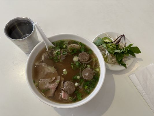 Ly's Vietnamese Cuisine by null