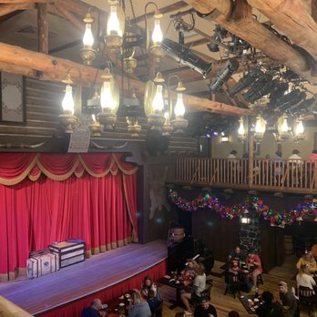 Hoop-Dee-Doo Musical Revue - Performing Arts Near Me - Lake Buena Vista, Florida Hoop-Dee-Doo Musical Revue - Performing Arts Near Me - Lake Buena Vista, Florida