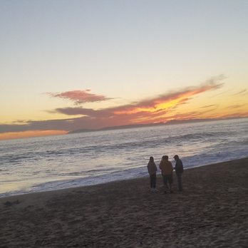 The Wedge - Beaches Near Me - Newport Beach, California