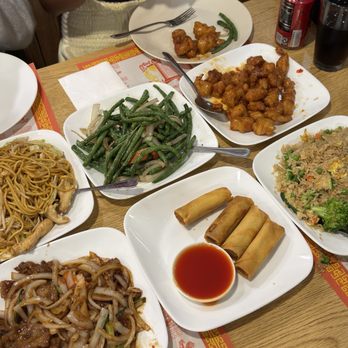 China Delight - Mongolian Beef Vegetables Chow Mein - Chinese Near Me - Oakhurst, California China Delight - Mongolian Beef Vegetables Chow Mein - Chinese Near Me - Oakhurst, California