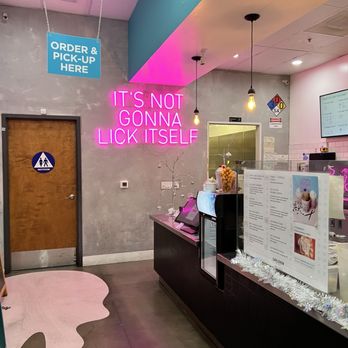 Cauldron Ice Cream - Inappropriate if your kid knows how to read - Ice Cream & Frozen Yogurt Near Me - San Jose, California