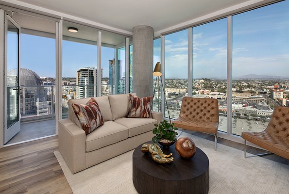 Park 12 - The Collection by null