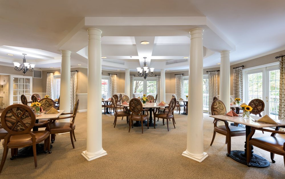 KENSINGTON PARK SENIOR LIVING Updated October 2024 88 Photos 3620