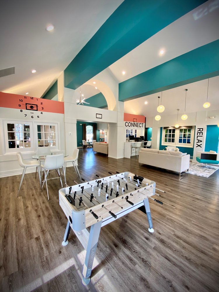 CITY WEST APARTMENT HOMES Updated October 2024 15 Photos 1801 S Kirkman Rd, Orlando