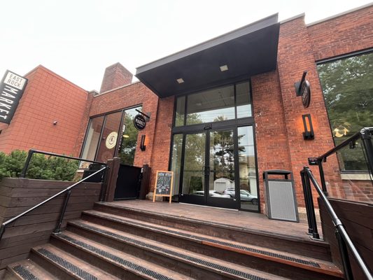 Ozzy's Apizza by null