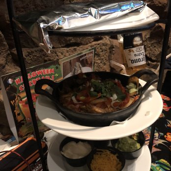 Rainforest Café - Fajitas. Not enough meat. Salsa and guacamole didn't taste fresh. - Modern European Near Me - Marne-la-Vallee, 75 Rainforest Café - Fajitas. Not enough meat. Salsa and guacamole didn't taste fresh. - Modern European Near Me - Marne-la-Vallee, 75
