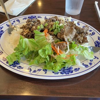 Viet Huong - Rice, veggies and beef - Vietnamese Near Me - El Monte, California Viet Huong - Rice, veggies and beef - Vietnamese Near Me - El Monte, California
