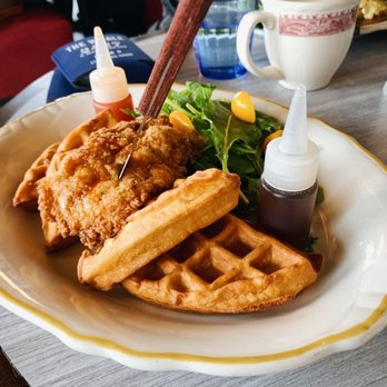 The Whale Chicago - Lobster & Waffles - New American Near Me - Chicago, Illinois