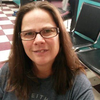 The Upper Cut - This is my mom's she loves it - Hair Salons Near Me - Bakersfield, California