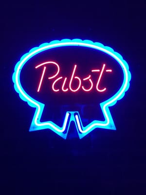 Arlin's Bar & Garden by null