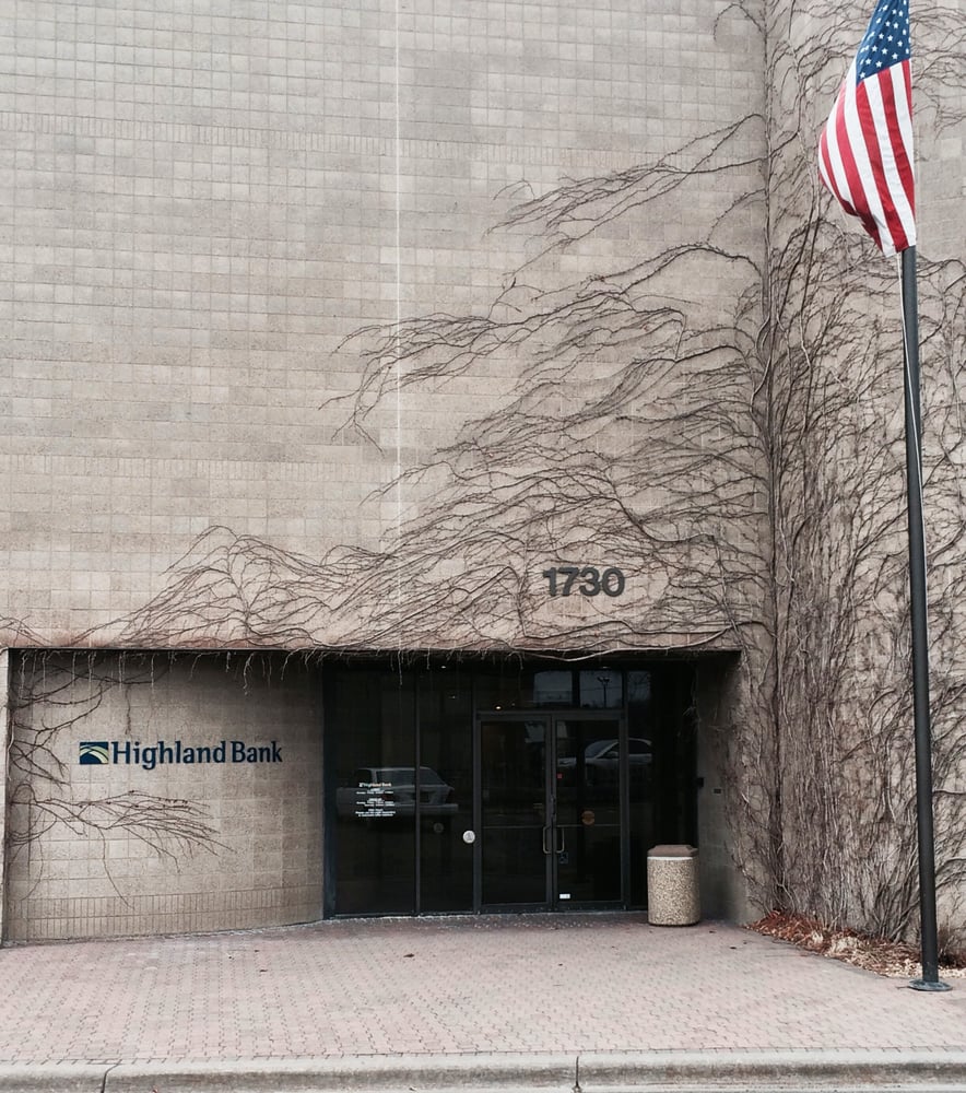 HIGHLAND BANK Updated August 2024 1700 Plymouth Rd,