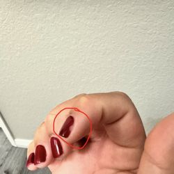 Modish Nail Lounge - Chipped nail that SAME Friday Night... disappointing!!