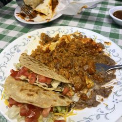 Mom’s Kitchen Express - Taco plate with rice and bean...and mixed in some of wife's asado burrito to the rice and bean