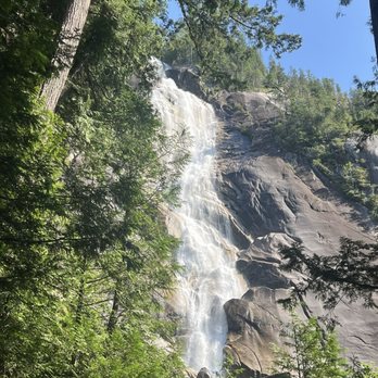 Shannon Falls Provincial Park - Parks Near Me - Squamish, British Columbia Shannon Falls Provincial Park - Parks Near Me - Squamish, British Columbia